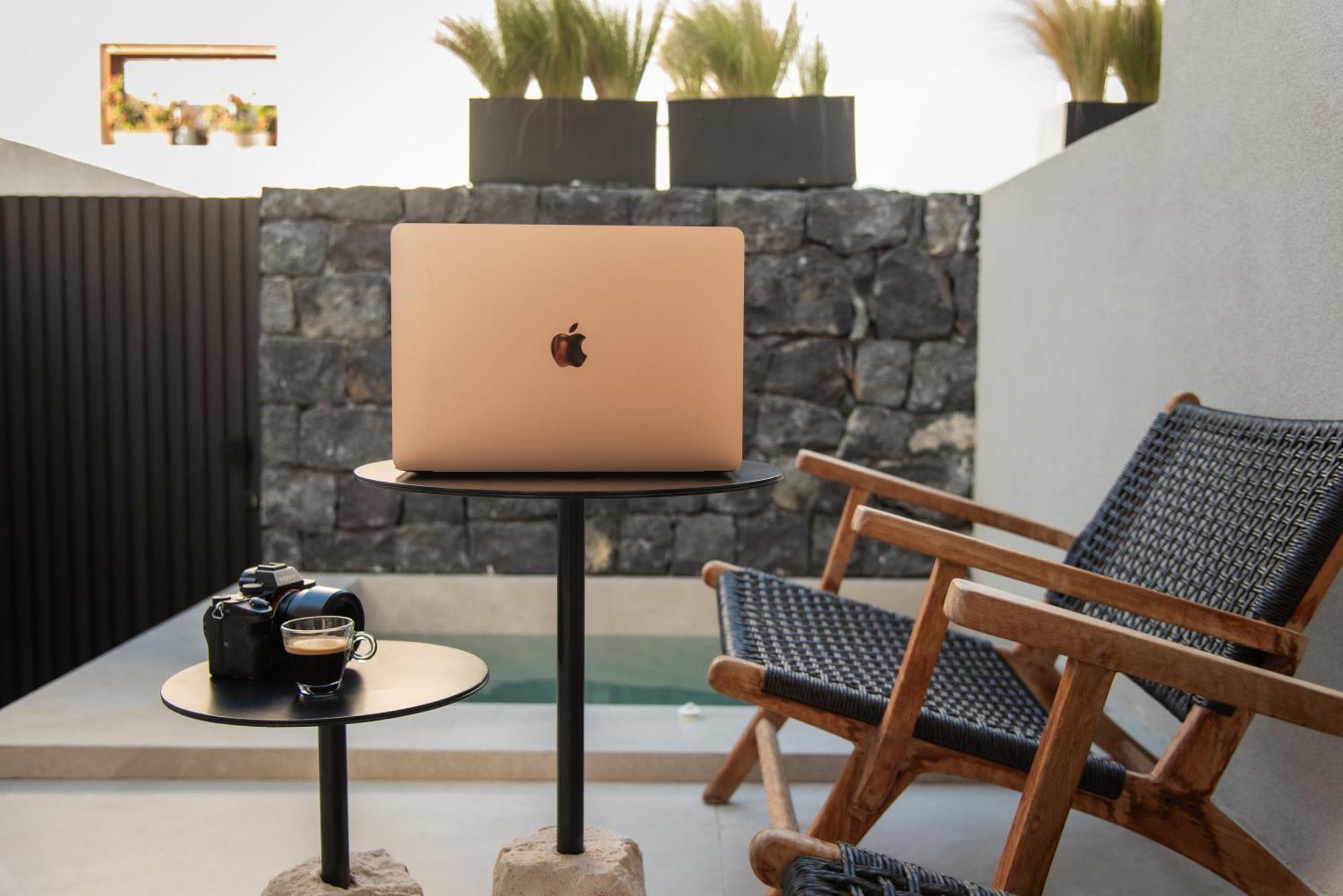 Alaso Design * Fira (Santorini)