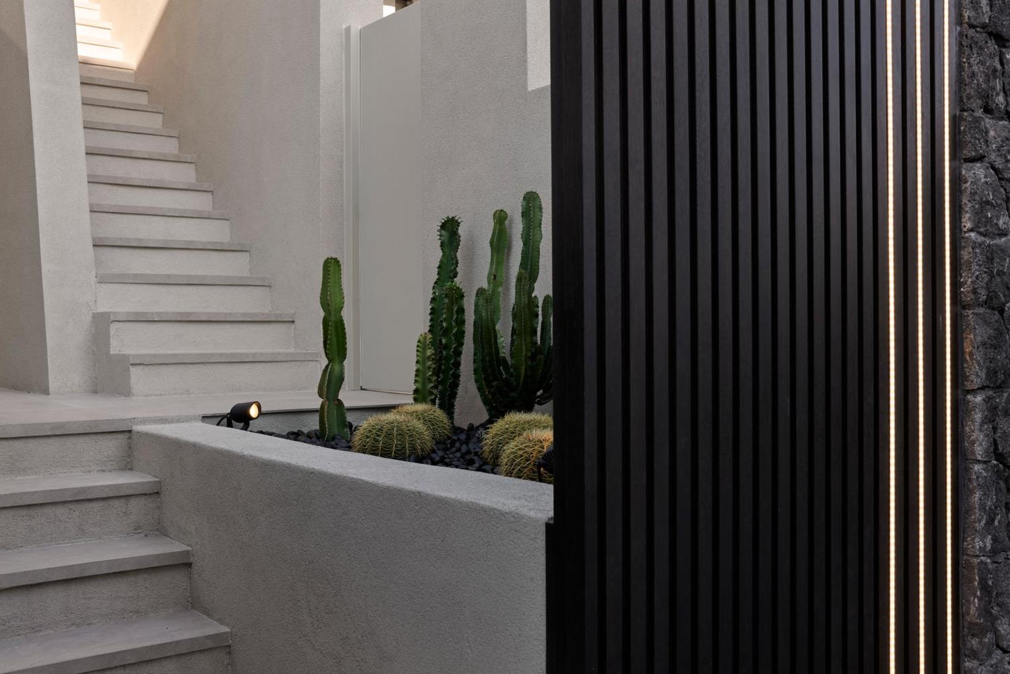 Alaso Design Fira (Santorini)
