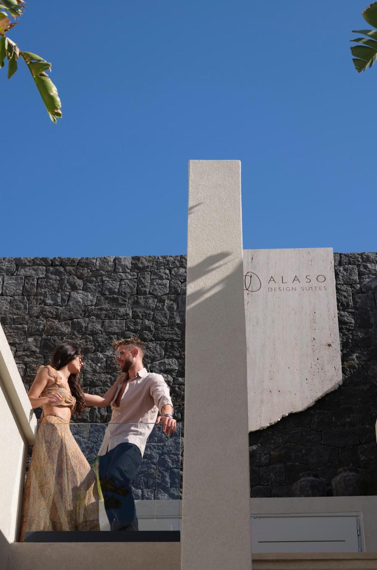 Alaso Design * Fira (Santorini)